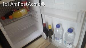 [P04] Minibarul la sosire » foto by handy24us
 - 
<span class="allrVoted glyphicon glyphicon-heart hidden" id="av1311723"></span>
<a class="m-l-10 hidden" id="sv1311723" onclick="voting_Foto_DelVot(,1311723,17934)" role="button">șterge vot <span class="glyphicon glyphicon-remove"></span></a>
<a id="v91311723" class=" c-red"  onclick="voting_Foto_SetVot(1311723)" role="button"><span class="glyphicon glyphicon-heart-empty"></span> <b>LIKE</b> = Votează poza</a> <img class="hidden"  id="f1311723W9" src="/imagini/loader.gif" border="0" /><span class="AjErrMes hidden" id="e1311723ErM"></span>
