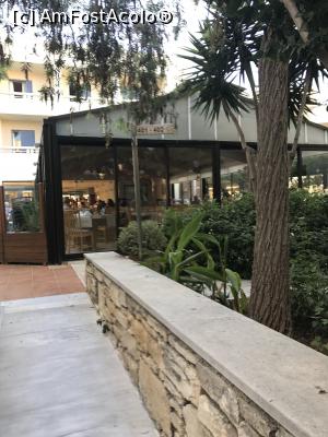[P21] Restaurantul principal » foto by krisstinna
 - 
<span class="allrVoted glyphicon glyphicon-heart hidden" id="av881790"></span>
<a class="m-l-10 hidden" id="sv881790" onclick="voting_Foto_DelVot(,881790,17973)" role="button">șterge vot <span class="glyphicon glyphicon-remove"></span></a>
<a id="v9881790" class=" c-red"  onclick="voting_Foto_SetVot(881790)" role="button"><span class="glyphicon glyphicon-heart-empty"></span> <b>LIKE</b> = Votează poza</a> <img class="hidden"  id="f881790W9" src="/imagini/loader.gif" border="0" /><span class="AjErrMes hidden" id="e881790ErM"></span>
