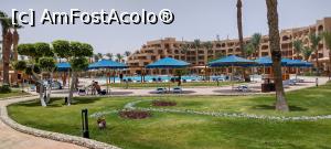 [P12] Gradinile interioare ale hotelului. » foto by ovidiuyepi
 - 
<span class="allrVoted glyphicon glyphicon-heart hidden" id="av1358147"></span>
<a class="m-l-10 hidden" id="sv1358147" onclick="voting_Foto_DelVot(,1358147,18013)" role="button">șterge vot <span class="glyphicon glyphicon-remove"></span></a>
<a id="v91358147" class=" c-red"  onclick="voting_Foto_SetVot(1358147)" role="button"><span class="glyphicon glyphicon-heart-empty"></span> <b>LIKE</b> = Votează poza</a> <img class="hidden"  id="f1358147W9" src="/imagini/loader.gif" border="0" /><span class="AjErrMes hidden" id="e1358147ErM"></span>