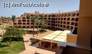 [P18] Gradina interioara a hotelului. Zona Louge Bar. » foto by ovidiuyepi
 - 
<span class="allrVoted glyphicon glyphicon-heart hidden" id="av1358153"></span>
<a class="m-l-10 hidden" id="sv1358153" onclick="voting_Foto_DelVot(,1358153,18013)" role="button">șterge vot <span class="glyphicon glyphicon-remove"></span></a>
<a id="v91358153" class=" c-red"  onclick="voting_Foto_SetVot(1358153)" role="button"><span class="glyphicon glyphicon-heart-empty"></span> <b>LIKE</b> = Votează poza</a> <img class="hidden"  id="f1358153W9" src="/imagini/loader.gif" border="0" /><span class="AjErrMes hidden" id="e1358153ErM"></span>