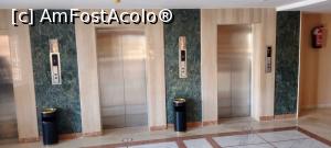 [P57] Hotelul are lifturi moderne si de mare viteza. » foto by ovidiuyepi
 - 
<span class="allrVoted glyphicon glyphicon-heart hidden" id="av1358192"></span>
<a class="m-l-10 hidden" id="sv1358192" onclick="voting_Foto_DelVot(,1358192,18013)" role="button">șterge vot <span class="glyphicon glyphicon-remove"></span></a>
<a id="v91358192" class=" c-red"  onclick="voting_Foto_SetVot(1358192)" role="button"><span class="glyphicon glyphicon-heart-empty"></span> <b>LIKE</b> = Votează poza</a> <img class="hidden"  id="f1358192W9" src="/imagini/loader.gif" border="0" /><span class="AjErrMes hidden" id="e1358192ErM"></span>