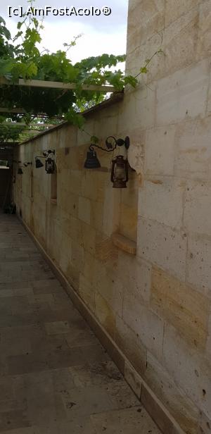 [P18] Zidul de-a lungul caruia strabati curtea interioara » foto by Bujie
 - 
<span class="allrVoted glyphicon glyphicon-heart hidden" id="av1088965"></span>
<a class="m-l-10 hidden" id="sv1088965" onclick="voting_Foto_DelVot(,1088965,18023)" role="button">șterge vot <span class="glyphicon glyphicon-remove"></span></a>
<a id="v91088965" class=" c-red"  onclick="voting_Foto_SetVot(1088965)" role="button"><span class="glyphicon glyphicon-heart-empty"></span> <b>LIKE</b> = Votează poza</a> <img class="hidden"  id="f1088965W9" src="/imagini/loader.gif" border="0" /><span class="AjErrMes hidden" id="e1088965ErM"></span>
