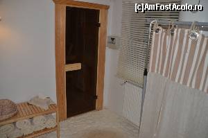 [P23] La subsol; usa dinspre sauna » foto by cristina65
 - 
<span class="allrVoted glyphicon glyphicon-heart hidden" id="av593295"></span>
<a class="m-l-10 hidden" id="sv593295" onclick="voting_Foto_DelVot(,593295,18052)" role="button">șterge vot <span class="glyphicon glyphicon-remove"></span></a>
<a id="v9593295" class=" c-red"  onclick="voting_Foto_SetVot(593295)" role="button"><span class="glyphicon glyphicon-heart-empty"></span> <b>LIKE</b> = Votează poza</a> <img class="hidden"  id="f593295W9" src="/imagini/loader.gif" border="0" /><span class="AjErrMes hidden" id="e593295ErM"></span>