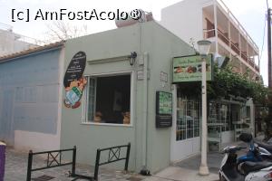 [P45] Rodos, Obelix Bucătăria Dinei (Ovelix Dina's Kitchen) oferă mâncare grecească la pachet » foto by mprofeanu
 - 
<span class="allrVoted glyphicon glyphicon-heart hidden" id="av1419174"></span>
<a class="m-l-10 hidden" id="sv1419174" onclick="voting_Foto_DelVot(,1419174,18075)" role="button">șterge vot <span class="glyphicon glyphicon-remove"></span></a>
<a id="v91419174" class=" c-red"  onclick="voting_Foto_SetVot(1419174)" role="button"><span class="glyphicon glyphicon-heart-empty"></span> <b>LIKE</b> = Votează poza</a> <img class="hidden"  id="f1419174W9" src="/imagini/loader.gif" border="0" /><span class="AjErrMes hidden" id="e1419174ErM"></span>