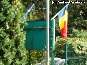 [P01] de aici incepe zoo pitesti, ati recunoscut suntem in romania, UE » foto by Dan&Ema
 - 
<span class="allrVoted glyphicon glyphicon-heart hidden" id="av681673"></span>
<a class="m-l-10 hidden" id="sv681673" onclick="voting_Foto_DelVot(,681673,18092)" role="button">șterge vot <span class="glyphicon glyphicon-remove"></span></a>
<a id="v9681673" class=" c-red"  onclick="voting_Foto_SetVot(681673)" role="button"><span class="glyphicon glyphicon-heart-empty"></span> <b>LIKE</b> = Votează poza</a> <img class="hidden"  id="f681673W9" src="/imagini/loader.gif" border="0" /><span class="AjErrMes hidden" id="e681673ErM"></span>