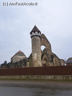 [P01] Vedere exterioară - Mânăstirea cisterciană din Cârța » foto by laurand
 - 
<span class="allrVoted glyphicon glyphicon-heart hidden" id="av1481153"></span>
<a class="m-l-10 hidden" id="sv1481153" onclick="voting_Foto_DelVot(,1481153,18101)" role="button">șterge vot <span class="glyphicon glyphicon-remove"></span></a>
<a id="v91481153" class=" c-red"  onclick="voting_Foto_SetVot(1481153)" role="button"><span class="glyphicon glyphicon-heart-empty"></span> <b>LIKE</b> = Votează poza</a> <img class="hidden"  id="f1481153W9" src="/imagini/loader.gif" border="0" /><span class="AjErrMes hidden" id="e1481153ErM"></span>