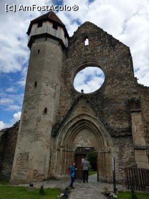 [P03] Portalul gotic și rozeta romanică. Intrăm la mânăstire. » foto by maryka
 - 
<span class="allrVoted glyphicon glyphicon-heart hidden" id="av1296984"></span>
<a class="m-l-10 hidden" id="sv1296984" onclick="voting_Foto_DelVot(,1296984,18101)" role="button">șterge vot <span class="glyphicon glyphicon-remove"></span></a>
<a id="v91296984" class=" c-red"  onclick="voting_Foto_SetVot(1296984)" role="button"><span class="glyphicon glyphicon-heart-empty"></span> <b>LIKE</b> = Votează poza</a> <img class="hidden"  id="f1296984W9" src="/imagini/loader.gif" border="0" /><span class="AjErrMes hidden" id="e1296984ErM"></span>
