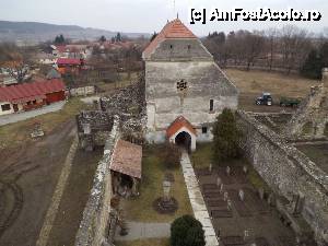 [P16] Mânăstirea cisterciană Cârța - vedere din clopotniță » foto by Dragoș_MD
 - 
<span class="allrVoted glyphicon glyphicon-heart hidden" id="av498181"></span>
<a class="m-l-10 hidden" id="sv498181" onclick="voting_Foto_DelVot(,498181,18101)" role="button">șterge vot <span class="glyphicon glyphicon-remove"></span></a>
<a id="v9498181" class=" c-red"  onclick="voting_Foto_SetVot(498181)" role="button"><span class="glyphicon glyphicon-heart-empty"></span> <b>LIKE</b> = Votează poza</a> <img class="hidden"  id="f498181W9" src="/imagini/loader.gif" border="0" /><span class="AjErrMes hidden" id="e498181ErM"></span>