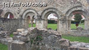 [P12] Îmbinări de stiluri gotice şi romanice la Abaţia Cisterciană din satul Cârţa, judeţul Sibiu.  » foto by traian.leuca †
 - 
<span class="allrVoted glyphicon glyphicon-heart hidden" id="av810230"></span>
<a class="m-l-10 hidden" id="sv810230" onclick="voting_Foto_DelVot(,810230,18101)" role="button">șterge vot <span class="glyphicon glyphicon-remove"></span></a>
<a id="v9810230" class=" c-red"  onclick="voting_Foto_SetVot(810230)" role="button"><span class="glyphicon glyphicon-heart-empty"></span> <b>LIKE</b> = Votează poza</a> <img class="hidden"  id="f810230W9" src="/imagini/loader.gif" border="0" /><span class="AjErrMes hidden" id="e810230ErM"></span>