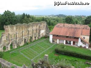 [P13] Vechi ziduri ale abației cisterciane de la Cârța și casa parohială.  » foto by tata123 🔱
 - 
<span class="allrVoted glyphicon glyphicon-heart hidden" id="av700044"></span>
<a class="m-l-10 hidden" id="sv700044" onclick="voting_Foto_DelVot(,700044,18101)" role="button">șterge vot <span class="glyphicon glyphicon-remove"></span></a>
<a id="v9700044" class=" c-red"  onclick="voting_Foto_SetVot(700044)" role="button"><span class="glyphicon glyphicon-heart-empty"></span> <b>LIKE</b> = Votează poza</a> <img class="hidden"  id="f700044W9" src="/imagini/loader.gif" border="0" /><span class="AjErrMes hidden" id="e700044ErM"></span>