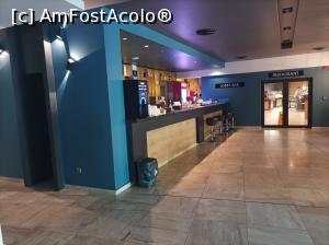 [P29] Lobby bar și intrarea în restaurant » foto by Green🦋
 - 
<span class="allrVoted glyphicon glyphicon-heart hidden" id="av1368221"></span>
<a class="m-l-10 hidden" id="sv1368221" onclick="voting_Foto_DelVot(,1368221,18135)" role="button">șterge vot <span class="glyphicon glyphicon-remove"></span></a>
<a id="v91368221" class=" c-red"  onclick="voting_Foto_SetVot(1368221)" role="button"><span class="glyphicon glyphicon-heart-empty"></span> <b>LIKE</b> = Votează poza</a> <img class="hidden"  id="f1368221W9" src="/imagini/loader.gif" border="0" /><span class="AjErrMes hidden" id="e1368221ErM"></span>