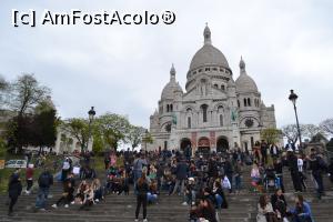 [P04] În fața bazilicii » foto by AZE
 - 
<span class="allrVoted glyphicon glyphicon-heart hidden" id="av886614"></span>
<a class="m-l-10 hidden" id="sv886614" onclick="voting_Foto_DelVot(,886614,18225)" role="button">șterge vot <span class="glyphicon glyphicon-remove"></span></a>
<a id="v9886614" class=" c-red"  onclick="voting_Foto_SetVot(886614)" role="button"><span class="glyphicon glyphicon-heart-empty"></span> <b>LIKE</b> = Votează poza</a> <img class="hidden"  id="f886614W9" src="/imagini/loader.gif" border="0" /><span class="AjErrMes hidden" id="e886614ErM"></span>