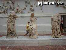 [P11] Altarul de la Pergamon : fragmente de friză şi statui » foto by mariana.olaru
 - 
<span class="allrVoted glyphicon glyphicon-heart hidden" id="av133217"></span>
<a class="m-l-10 hidden" id="sv133217" onclick="voting_Foto_DelVot(,133217,18249)" role="button">șterge vot <span class="glyphicon glyphicon-remove"></span></a>
<a id="v9133217" class=" c-red"  onclick="voting_Foto_SetVot(133217)" role="button"><span class="glyphicon glyphicon-heart-empty"></span> <b>LIKE</b> = Votează poza</a> <img class="hidden"  id="f133217W9" src="/imagini/loader.gif" border="0" /><span class="AjErrMes hidden" id="e133217ErM"></span>