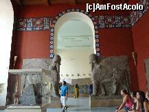 [P26] Muzeul Pergamon-camera tronului lui Nabucodonosor al II-lea » foto by mariana.olaru
 - 
<span class="allrVoted glyphicon glyphicon-heart hidden" id="av133252"></span>
<a class="m-l-10 hidden" id="sv133252" onclick="voting_Foto_DelVot(,133252,18249)" role="button">șterge vot <span class="glyphicon glyphicon-remove"></span></a>
<a id="v9133252" class=" c-red"  onclick="voting_Foto_SetVot(133252)" role="button"><span class="glyphicon glyphicon-heart-empty"></span> <b>LIKE</b> = Votează poza</a> <img class="hidden"  id="f133252W9" src="/imagini/loader.gif" border="0" /><span class="AjErrMes hidden" id="e133252ErM"></span>