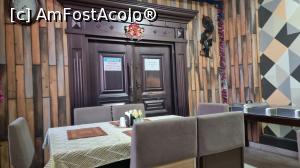 [P12] restaurantul » foto by robert
 - 
<span class="allrVoted glyphicon glyphicon-heart hidden" id="av1347875"></span>
<a class="m-l-10 hidden" id="sv1347875" onclick="voting_Foto_DelVot(,1347875,18313)" role="button">șterge vot <span class="glyphicon glyphicon-remove"></span></a>
<a id="v91347875" class=" c-red"  onclick="voting_Foto_SetVot(1347875)" role="button"><span class="glyphicon glyphicon-heart-empty"></span> <b>LIKE</b> = Votează poza</a> <img class="hidden"  id="f1347875W9" src="/imagini/loader.gif" border="0" /><span class="AjErrMes hidden" id="e1347875ErM"></span>