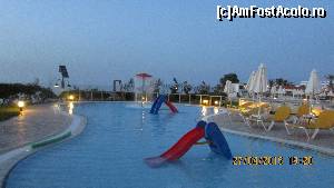 [P15] Piscina de copii » foto by crismis
 - 
<span class="allrVoted glyphicon glyphicon-heart hidden" id="av613747"></span>
<a class="m-l-10 hidden" id="sv613747" onclick="voting_Foto_DelVot(,613747,18353)" role="button">șterge vot <span class="glyphicon glyphicon-remove"></span></a>
<a id="v9613747" class=" c-red"  onclick="voting_Foto_SetVot(613747)" role="button"><span class="glyphicon glyphicon-heart-empty"></span> <b>LIKE</b> = Votează poza</a> <img class="hidden"  id="f613747W9" src="/imagini/loader.gif" border="0" /><span class="AjErrMes hidden" id="e613747ErM"></span>