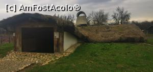 [P34] <strong>Cel mai vechi tip de locuință, bordeiul</strong> » foto by Aurici
 - 
<span class="allrVoted glyphicon glyphicon-heart hidden" id="av1226172"></span>
<a class="m-l-10 hidden" id="sv1226172" onclick="voting_Foto_DelVot(,1226172,18373)" role="button">șterge vot <span class="glyphicon glyphicon-remove"></span></a>
<a id="v91226172" class=" c-red"  onclick="voting_Foto_SetVot(1226172)" role="button"><span class="glyphicon glyphicon-heart-empty"></span> <b>LIKE</b> = Votează poza</a> <img class="hidden"  id="f1226172W9" src="/imagini/loader.gif" border="0" /><span class="AjErrMes hidden" id="e1226172ErM"></span>