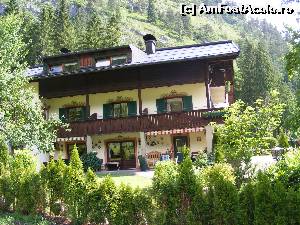 [P24] Pensiunea si terasa din fata unde se poate face si plaja.  » foto by liviu49
 - 
<span class="allrVoted glyphicon glyphicon-heart hidden" id="av616982"></span>
<a class="m-l-10 hidden" id="sv616982" onclick="voting_Foto_DelVot(,616982,18397)" role="button">șterge vot <span class="glyphicon glyphicon-remove"></span></a>
<a id="v9616982" class=" c-red"  onclick="voting_Foto_SetVot(616982)" role="button"><span class="glyphicon glyphicon-heart-empty"></span> <b>LIKE</b> = Votează poza</a> <img class="hidden"  id="f616982W9" src="/imagini/loader.gif" border="0" /><span class="AjErrMes hidden" id="e616982ErM"></span>