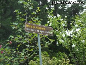 [P05] Catre manastirea Agios Dimitrios aflata la baza monumentului de la Zalongo » foto by irinad
 - 
<span class="allrVoted glyphicon glyphicon-heart hidden" id="av592897"></span>
<a class="m-l-10 hidden" id="sv592897" onclick="voting_Foto_DelVot(,592897,18403)" role="button">șterge vot <span class="glyphicon glyphicon-remove"></span></a>
<a id="v9592897" class=" c-red"  onclick="voting_Foto_SetVot(592897)" role="button"><span class="glyphicon glyphicon-heart-empty"></span> <b>LIKE</b> = Votează poza</a> <img class="hidden"  id="f592897W9" src="/imagini/loader.gif" border="0" /><span class="AjErrMes hidden" id="e592897ErM"></span>
