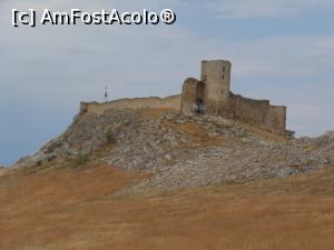 [P16] Cetatea Enisala - Cetatea si stanca pe care a fost inaltata. » foto by iulianic
 - 
<span class="allrVoted glyphicon glyphicon-heart hidden" id="av1380287"></span>
<a class="m-l-10 hidden" id="sv1380287" onclick="voting_Foto_DelVot(,1380287,18448)" role="button">șterge vot <span class="glyphicon glyphicon-remove"></span></a>
<a id="v91380287" class=" c-red"  onclick="voting_Foto_SetVot(1380287)" role="button"><span class="glyphicon glyphicon-heart-empty"></span> <b>LIKE</b> = Votează poza</a> <img class="hidden"  id="f1380287W9" src="/imagini/loader.gif" border="0" /><span class="AjErrMes hidden" id="e1380287ErM"></span>