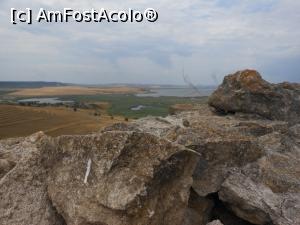 [P18] Cetatea Enisala - Priveliste de pe stanca cetatii. » foto by iulianic
 - 
<span class="allrVoted glyphicon glyphicon-heart hidden" id="av1380289"></span>
<a class="m-l-10 hidden" id="sv1380289" onclick="voting_Foto_DelVot(,1380289,18448)" role="button">șterge vot <span class="glyphicon glyphicon-remove"></span></a>
<a id="v91380289" class=" c-red"  onclick="voting_Foto_SetVot(1380289)" role="button"><span class="glyphicon glyphicon-heart-empty"></span> <b>LIKE</b> = Votează poza</a> <img class="hidden"  id="f1380289W9" src="/imagini/loader.gif" border="0" /><span class="AjErrMes hidden" id="e1380289ErM"></span>