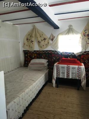 [P14] Interior gospodărie țărănească Enisala » foto by AZE
 - 
<span class="allrVoted glyphicon glyphicon-heart hidden" id="av1240600"></span>
<a class="m-l-10 hidden" id="sv1240600" onclick="voting_Foto_DelVot(,1240600,18448)" role="button">șterge vot <span class="glyphicon glyphicon-remove"></span></a>
<a id="v91240600" class=" c-red"  onclick="voting_Foto_SetVot(1240600)" role="button"><span class="glyphicon glyphicon-heart-empty"></span> <b>LIKE</b> = Votează poza</a> <img class="hidden"  id="f1240600W9" src="/imagini/loader.gif" border="0" /><span class="AjErrMes hidden" id="e1240600ErM"></span>