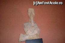 [P10] Amenophis al IV-lea (Akhenaton), cu trăsăturile sale alungite » foto by Ovidiu istorie
 - 
<span class="allrVoted glyphicon glyphicon-heart hidden" id="av319890"></span>
<a class="m-l-10 hidden" id="sv319890" onclick="voting_Foto_DelVot(,319890,18451)" role="button">șterge vot <span class="glyphicon glyphicon-remove"></span></a>
<a id="v9319890" class=" c-red"  onclick="voting_Foto_SetVot(319890)" role="button"><span class="glyphicon glyphicon-heart-empty"></span> <b>LIKE</b> = Votează poza</a> <img class="hidden"  id="f319890W9" src="/imagini/loader.gif" border="0" /><span class="AjErrMes hidden" id="e319890ErM"></span>