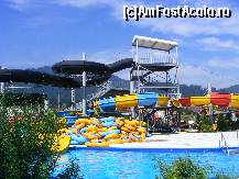 [P11] Smile Aqua Park-toboganele pentru colaci » foto by Cris
 - 
<span class="allrVoted glyphicon glyphicon-heart hidden" id="av219216"></span>
<a class="m-l-10 hidden" id="sv219216" onclick="voting_Foto_DelVot(,219216,18454)" role="button">șterge vot <span class="glyphicon glyphicon-remove"></span></a>
<a id="v9219216" class=" c-red"  onclick="voting_Foto_SetVot(219216)" role="button"><span class="glyphicon glyphicon-heart-empty"></span> <b>LIKE</b> = Votează poza</a> <img class="hidden"  id="f219216W9" src="/imagini/loader.gif" border="0" /><span class="AjErrMes hidden" id="e219216ErM"></span>