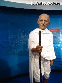[P14] MUZEUL FIGURILOR DE CEARA Madame Tussauds -PRATER  Viena- » foto by kmy
 - 
<span class="allrVoted glyphicon glyphicon-heart hidden" id="av284261"></span>
<a class="m-l-10 hidden" id="sv284261" onclick="voting_Foto_DelVot(,284261,18456)" role="button">șterge vot <span class="glyphicon glyphicon-remove"></span></a>
<a id="v9284261" class=" c-red"  onclick="voting_Foto_SetVot(284261)" role="button"><span class="glyphicon glyphicon-heart-empty"></span> <b>LIKE</b> = Votează poza</a> <img class="hidden"  id="f284261W9" src="/imagini/loader.gif" border="0" /><span class="AjErrMes hidden" id="e284261ErM"></span>