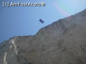 [P16] Parasutarea...  » foto by RossoNerro
 - 
<span class="allrVoted glyphicon glyphicon-heart hidden" id="av875638"></span>
<a class="m-l-10 hidden" id="sv875638" onclick="voting_Foto_DelVot(,875638,18547)" role="button">șterge vot <span class="glyphicon glyphicon-remove"></span></a>
<a id="v9875638" class=" c-red"  onclick="voting_Foto_SetVot(875638)" role="button"><span class="glyphicon glyphicon-heart-empty"></span> <b>LIKE</b> = Votează poza</a> <img class="hidden"  id="f875638W9" src="/imagini/loader.gif" border="0" /><span class="AjErrMes hidden" id="e875638ErM"></span>