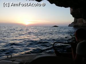 [P11] Apusul din pestera » foto by Madelayne13
 - 
<span class="allrVoted glyphicon glyphicon-heart hidden" id="av1177502"></span>
<a class="m-l-10 hidden" id="sv1177502" onclick="voting_Foto_DelVot(,1177502,18547)" role="button">șterge vot <span class="glyphicon glyphicon-remove"></span></a>
<a id="v91177502" class=" c-red"  onclick="voting_Foto_SetVot(1177502)" role="button"><span class="glyphicon glyphicon-heart-empty"></span> <b>LIKE</b> = Votează poza</a> <img class="hidden"  id="f1177502W9" src="/imagini/loader.gif" border="0" /><span class="AjErrMes hidden" id="e1177502ErM"></span>