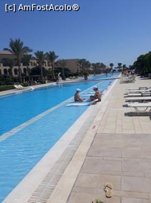 [P02] Piscina cu sezlonguri » foto by raluca1831
 - 
<span class="allrVoted glyphicon glyphicon-heart hidden" id="av1094617"></span>
<a class="m-l-10 hidden" id="sv1094617" onclick="voting_Foto_DelVot(,1094617,18563)" role="button">șterge vot <span class="glyphicon glyphicon-remove"></span></a>
<a id="v91094617" class=" c-red"  onclick="voting_Foto_SetVot(1094617)" role="button"><span class="glyphicon glyphicon-heart-empty"></span> <b>LIKE</b> = Votează poza</a> <img class="hidden"  id="f1094617W9" src="/imagini/loader.gif" border="0" /><span class="AjErrMes hidden" id="e1094617ErM"></span>