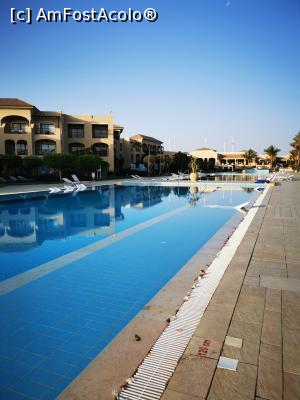 [P02] Piscina, dis de dimineata! » foto by RAMONABOACA
 - 
<span class="allrVoted glyphicon glyphicon-heart hidden" id="av1225119"></span>
<a class="m-l-10 hidden" id="sv1225119" onclick="voting_Foto_DelVot(,1225119,18563)" role="button">șterge vot <span class="glyphicon glyphicon-remove"></span></a>
<a id="v91225119" class=" c-red"  onclick="voting_Foto_SetVot(1225119)" role="button"><span class="glyphicon glyphicon-heart-empty"></span> <b>LIKE</b> = Votează poza</a> <img class="hidden"  id="f1225119W9" src="/imagini/loader.gif" border="0" /><span class="AjErrMes hidden" id="e1225119ErM"></span>