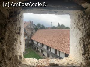[P40] Cetatea țărăneascî Prejmer,vedere printr-o gură de tragere » foto by AZE
 - 
<span class="allrVoted glyphicon glyphicon-heart hidden" id="av1394258"></span>
<a class="m-l-10 hidden" id="sv1394258" onclick="voting_Foto_DelVot(,1394258,18588)" role="button">șterge vot <span class="glyphicon glyphicon-remove"></span></a>
<a id="v91394258" class=" c-red"  onclick="voting_Foto_SetVot(1394258)" role="button"><span class="glyphicon glyphicon-heart-empty"></span> <b>LIKE</b> = Votează poza</a> <img class="hidden"  id="f1394258W9" src="/imagini/loader.gif" border="0" /><span class="AjErrMes hidden" id="e1394258ErM"></span>