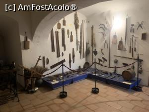 [P54] Cetatea țărăneascî Prejmer,în muzeu » foto by AZE
 - 
<span class="allrVoted glyphicon glyphicon-heart hidden" id="av1394272"></span>
<a class="m-l-10 hidden" id="sv1394272" onclick="voting_Foto_DelVot(,1394272,18588)" role="button">șterge vot <span class="glyphicon glyphicon-remove"></span></a>
<a id="v91394272" class=" c-red"  onclick="voting_Foto_SetVot(1394272)" role="button"><span class="glyphicon glyphicon-heart-empty"></span> <b>LIKE</b> = Votează poza</a> <img class="hidden"  id="f1394272W9" src="/imagini/loader.gif" border="0" /><span class="AjErrMes hidden" id="e1394272ErM"></span>