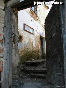 [P07] O fotografie mai veche a interiorului cetatii, care semana cu un mic oras, astazi insa intreg interiorul e in ruine (foto internet) » foto by dorgo
 - 
<span class="allrVoted glyphicon glyphicon-heart hidden" id="av202470"></span>
<a class="m-l-10 hidden" id="sv202470" onclick="voting_Foto_DelVot(,202470,18593)" role="button">șterge vot <span class="glyphicon glyphicon-remove"></span></a>
<a id="v9202470" class=" c-red"  onclick="voting_Foto_SetVot(202470)" role="button"><span class="glyphicon glyphicon-heart-empty"></span> <b>LIKE</b> = Votează poza</a> <img class="hidden"  id="f202470W9" src="/imagini/loader.gif" border="0" /><span class="AjErrMes hidden" id="e202470ErM"></span>