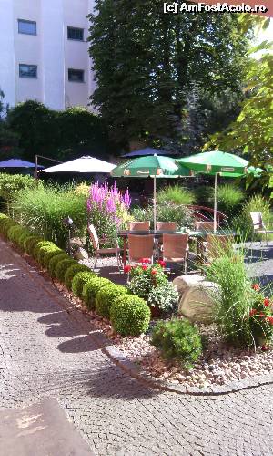 [P15] Restaurant & Pension Birdie - grădina de vară a restaurantului » foto by Dragoș_MD
 - 
<span class="allrVoted glyphicon glyphicon-heart hidden" id="av632572"></span>
<a class="m-l-10 hidden" id="sv632572" onclick="voting_Foto_DelVot(,632572,18606)" role="button">șterge vot <span class="glyphicon glyphicon-remove"></span></a>
<a id="v9632572" class=" c-red"  onclick="voting_Foto_SetVot(632572)" role="button"><span class="glyphicon glyphicon-heart-empty"></span> <b>LIKE</b> = Votează poza</a> <img class="hidden"  id="f632572W9" src="/imagini/loader.gif" border="0" /><span class="AjErrMes hidden" id="e632572ErM"></span>