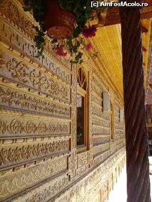 [P10] detaliu perete biserica » foto by Squirrel
 - 
<span class="allrVoted glyphicon glyphicon-heart hidden" id="av630985"></span>
<a class="m-l-10 hidden" id="sv630985" onclick="voting_Foto_DelVot(,630985,18647)" role="button">șterge vot <span class="glyphicon glyphicon-remove"></span></a>
<a id="v9630985" class=" c-red"  onclick="voting_Foto_SetVot(630985)" role="button"><span class="glyphicon glyphicon-heart-empty"></span> <b>LIKE</b> = Votează poza</a> <img class="hidden"  id="f630985W9" src="/imagini/loader.gif" border="0" /><span class="AjErrMes hidden" id="e630985ErM"></span>