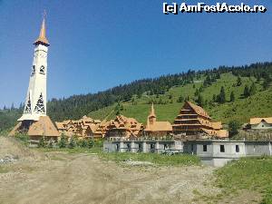 [P06] o imagine de ansamblu a Manastirii » foto by Squirrel
 - 
<span class="allrVoted glyphicon glyphicon-heart hidden" id="av630981"></span>
<a class="m-l-10 hidden" id="sv630981" onclick="voting_Foto_DelVot(,630981,18647)" role="button">șterge vot <span class="glyphicon glyphicon-remove"></span></a>
<a id="v9630981" class=" c-red"  onclick="voting_Foto_SetVot(630981)" role="button"><span class="glyphicon glyphicon-heart-empty"></span> <b>LIKE</b> = Votează poza</a> <img class="hidden"  id="f630981W9" src="/imagini/loader.gif" border="0" /><span class="AjErrMes hidden" id="e630981ErM"></span>