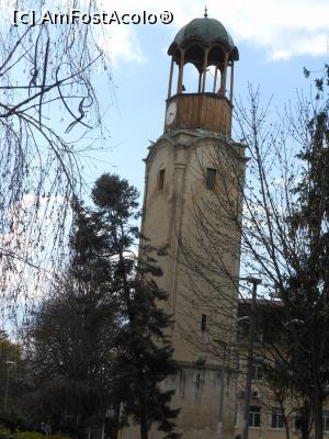[P31] Razgrad - În centrul orașului, Turnul cu ceas. » foto by iulianic
 - 
<span class="allrVoted glyphicon glyphicon-heart hidden" id="av1359442"></span>
<a class="m-l-10 hidden" id="sv1359442" onclick="voting_Foto_DelVot(,1359442,18752)" role="button">șterge vot <span class="glyphicon glyphicon-remove"></span></a>
<a id="v91359442" class=" c-red"  onclick="voting_Foto_SetVot(1359442)" role="button"><span class="glyphicon glyphicon-heart-empty"></span> <b>LIKE</b> = Votează poza</a> <img class="hidden"  id="f1359442W9" src="/imagini/loader.gif" border="0" /><span class="AjErrMes hidden" id="e1359442ErM"></span>