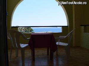 [P01] privelistea cu si peste balcon din camera de la Haravgi » foto by killtox
 - 
<span class="allrVoted glyphicon glyphicon-heart hidden" id="av637313"></span>
<a class="m-l-10 hidden" id="sv637313" onclick="voting_Foto_DelVot(,637313,18765)" role="button">șterge vot <span class="glyphicon glyphicon-remove"></span></a>
<a id="v9637313" class=" c-red"  onclick="voting_Foto_SetVot(637313)" role="button"><span class="glyphicon glyphicon-heart-empty"></span> <b>LIKE</b> = Votează poza</a> <img class="hidden"  id="f637313W9" src="/imagini/loader.gif" border="0" /><span class="AjErrMes hidden" id="e637313ErM"></span>