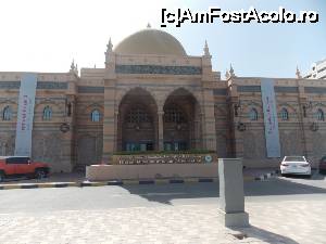 [P01] Sharjah, am ajuns la Muzeul Civilizatiei Islamice aflat intr-o cladire cu aspect de souq » foto by mprofeanu
 - 
<span class="allrVoted glyphicon glyphicon-heart hidden" id="av640174"></span>
<a class="m-l-10 hidden" id="sv640174" onclick="voting_Foto_DelVot(,640174,18827)" role="button">șterge vot <span class="glyphicon glyphicon-remove"></span></a>
<a id="v9640174" class=" c-red"  onclick="voting_Foto_SetVot(640174)" role="button"><span class="glyphicon glyphicon-heart-empty"></span> <b>LIKE</b> = Votează poza</a> <img class="hidden"  id="f640174W9" src="/imagini/loader.gif" border="0" /><span class="AjErrMes hidden" id="e640174ErM"></span>