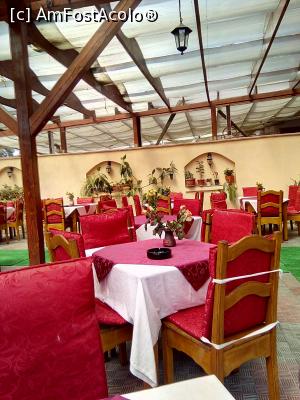 [P03] Eforie Nord - Strada Armand Calinescu - Restaurant Turist,  » foto by danaeldreny*
 - 
<span class="allrVoted glyphicon glyphicon-heart hidden" id="av850310"></span>
<a class="m-l-10 hidden" id="sv850310" onclick="voting_Foto_DelVot(,850310,18876)" role="button">șterge vot <span class="glyphicon glyphicon-remove"></span></a>
<a id="v9850310" class=" c-red"  onclick="voting_Foto_SetVot(850310)" role="button"><span class="glyphicon glyphicon-heart-empty"></span> <b>LIKE</b> = Votează poza</a> <img class="hidden"  id="f850310W9" src="/imagini/loader.gif" border="0" /><span class="AjErrMes hidden" id="e850310ErM"></span>
