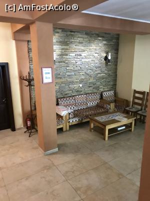 [P11] Lobby » foto by krisstinna
 - 
<span class="allrVoted glyphicon glyphicon-heart hidden" id="av1193034"></span>
<a class="m-l-10 hidden" id="sv1193034" onclick="voting_Foto_DelVot(,1193034,18901)" role="button">șterge vot <span class="glyphicon glyphicon-remove"></span></a>
<a id="v91193034" class=" c-red"  onclick="voting_Foto_SetVot(1193034)" role="button"><span class="glyphicon glyphicon-heart-empty"></span> <b>LIKE</b> = Votează poza</a> <img class="hidden"  id="f1193034W9" src="/imagini/loader.gif" border="0" /><span class="AjErrMes hidden" id="e1193034ErM"></span>