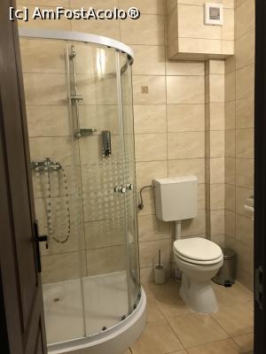 [P25] Detalii din baie » foto by krisstinna
 - 
<span class="allrVoted glyphicon glyphicon-heart hidden" id="av1193048"></span>
<a class="m-l-10 hidden" id="sv1193048" onclick="voting_Foto_DelVot(,1193048,18901)" role="button">șterge vot <span class="glyphicon glyphicon-remove"></span></a>
<a id="v91193048" class=" c-red"  onclick="voting_Foto_SetVot(1193048)" role="button"><span class="glyphicon glyphicon-heart-empty"></span> <b>LIKE</b> = Votează poza</a> <img class="hidden"  id="f1193048W9" src="/imagini/loader.gif" border="0" /><span class="AjErrMes hidden" id="e1193048ErM"></span>