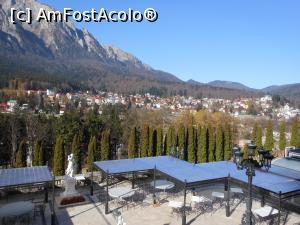 [P43] Bușteni - Castelul Cantacuzino. Vedere din balconul castelului.  » foto by iulianic
 - 
<span class="allrVoted glyphicon glyphicon-heart hidden" id="av1033723"></span>
<a class="m-l-10 hidden" id="sv1033723" onclick="voting_Foto_DelVot(,1033723,18916)" role="button">șterge vot <span class="glyphicon glyphicon-remove"></span></a>
<a id="v91033723" class=" c-red"  onclick="voting_Foto_SetVot(1033723)" role="button"><span class="glyphicon glyphicon-heart-empty"></span> <b>LIKE</b> = Votează poza</a> <img class="hidden"  id="f1033723W9" src="/imagini/loader.gif" border="0" /><span class="AjErrMes hidden" id="e1033723ErM"></span>
