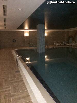 [P51] Piscina interioara » foto by marian_buc
 - 
<span class="allrVoted glyphicon glyphicon-heart hidden" id="av647396"></span>
<a class="m-l-10 hidden" id="sv647396" onclick="voting_Foto_DelVot(,647396,18942)" role="button">șterge vot <span class="glyphicon glyphicon-remove"></span></a>
<a id="v9647396" class=" c-red"  onclick="voting_Foto_SetVot(647396)" role="button"><span class="glyphicon glyphicon-heart-empty"></span> <b>LIKE</b> = Votează poza</a> <img class="hidden"  id="f647396W9" src="/imagini/loader.gif" border="0" /><span class="AjErrMes hidden" id="e647396ErM"></span>
