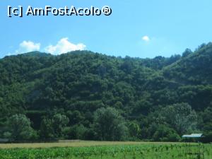 [P07] Peisaje pe Valea Cernei spre Băile Herculane - în apropierea Sfinxului de la Topleț (2017). » foto by tata123 🔱
 - 
<span class="allrVoted glyphicon glyphicon-heart hidden" id="av1092359"></span>
<a class="m-l-10 hidden" id="sv1092359" onclick="voting_Foto_DelVot(,1092359,19048)" role="button">șterge vot <span class="glyphicon glyphicon-remove"></span></a>
<a id="v91092359" class=" c-red"  onclick="voting_Foto_SetVot(1092359)" role="button"><span class="glyphicon glyphicon-heart-empty"></span> <b>LIKE</b> = Votează poza</a> <img class="hidden"  id="f1092359W9" src="/imagini/loader.gif" border="0" /><span class="AjErrMes hidden" id="e1092359ErM"></span>