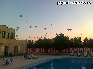 [P10] Yeni Yükseller - rasarit de soare si baloane » foto by calator2000
 - 
<span class="allrVoted glyphicon glyphicon-heart hidden" id="av659880"></span>
<a class="m-l-10 hidden" id="sv659880" onclick="voting_Foto_DelVot(,659880,19197)" role="button">șterge vot <span class="glyphicon glyphicon-remove"></span></a>
<a id="v9659880" class=" c-red"  onclick="voting_Foto_SetVot(659880)" role="button"><span class="glyphicon glyphicon-heart-empty"></span> <b>LIKE</b> = Votează poza</a> <img class="hidden"  id="f659880W9" src="/imagini/loader.gif" border="0" /><span class="AjErrMes hidden" id="e659880ErM"></span>