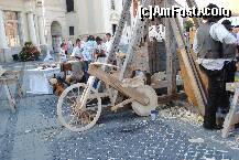 [P06] Ce va spuneam in rew? O bicicleta din lemn construita cu multa indemanare de domnii cu palarii (nu stiu nationalitatea) » foto by droniucm
 - 
<span class="allrVoted glyphicon glyphicon-heart hidden" id="av276971"></span>
<a class="m-l-10 hidden" id="sv276971" onclick="voting_Foto_DelVot(,276971,19221)" role="button">șterge vot <span class="glyphicon glyphicon-remove"></span></a>
<a id="v9276971" class=" c-red"  onclick="voting_Foto_SetVot(276971)" role="button"><span class="glyphicon glyphicon-heart-empty"></span> <b>LIKE</b> = Votează poza</a> <img class="hidden"  id="f276971W9" src="/imagini/loader.gif" border="0" /><span class="AjErrMes hidden" id="e276971ErM"></span>